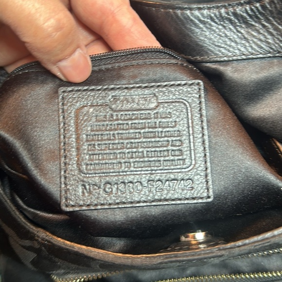 Authentic Coach classic bag with wallet and check book cover - Picture 10 of 14